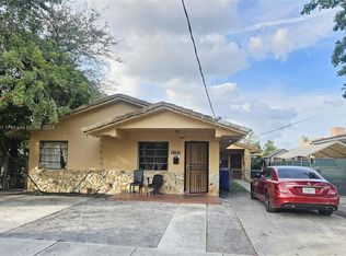 3165-3167 SW 4th St, Miami, FL 33135