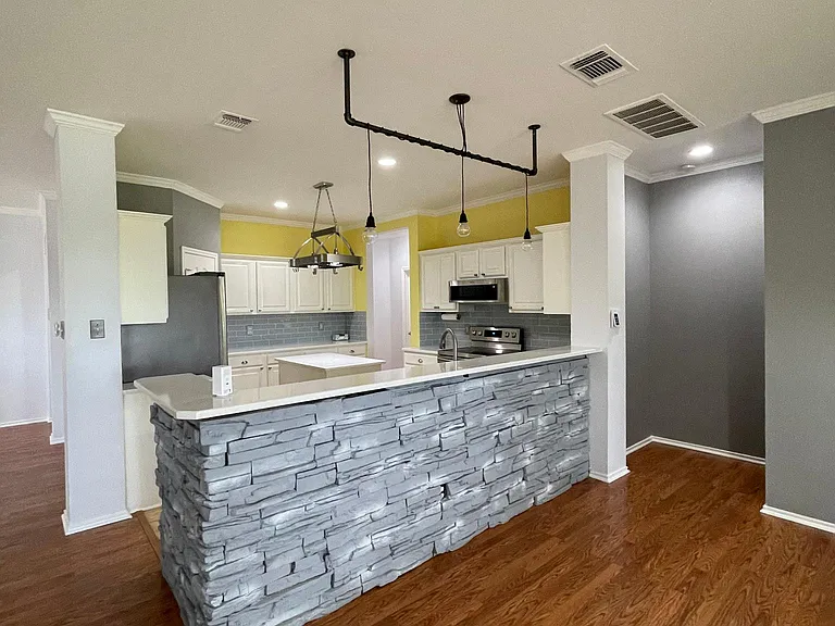 22407 Madison Park — Photo 11