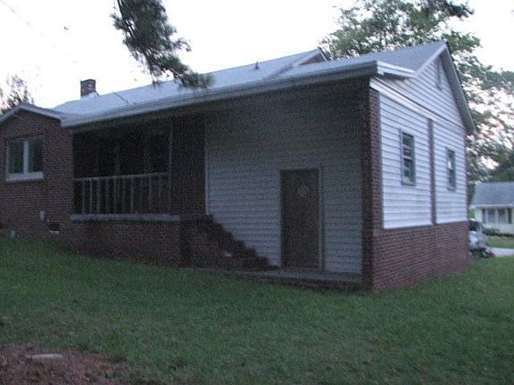 4th image of 230 Virginia Ave