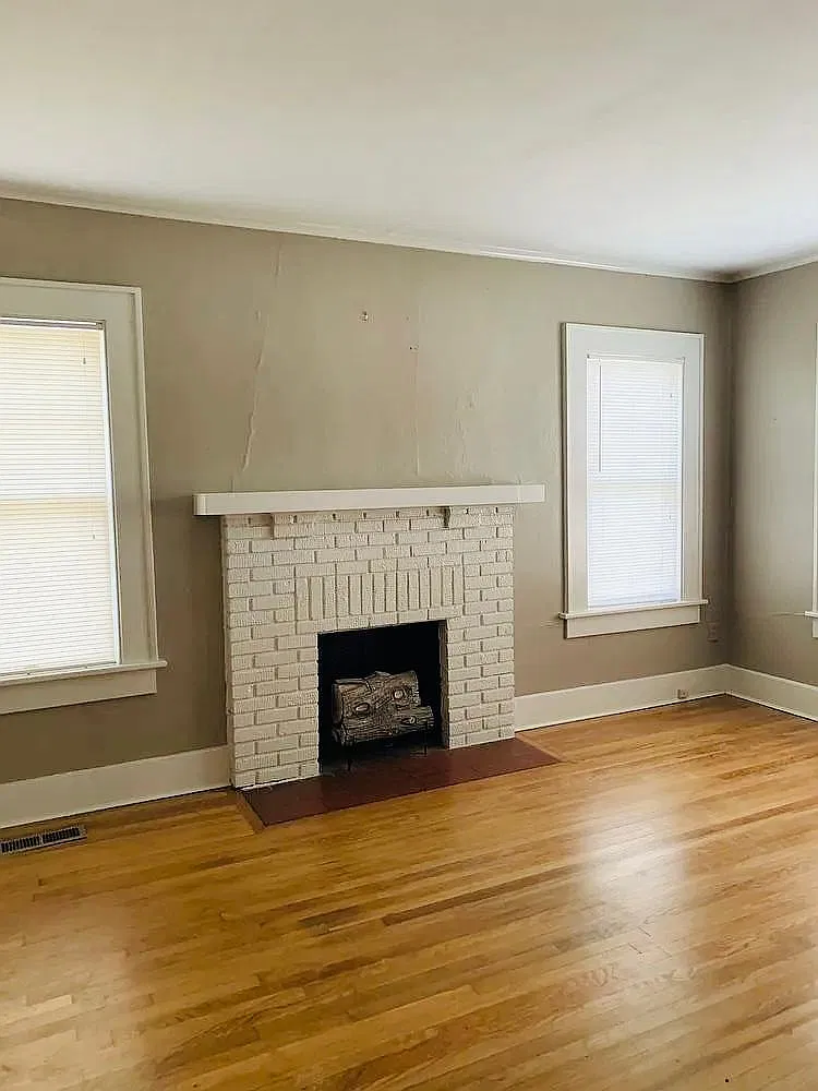 3 bed, 2028 sqft, $1,750 — Photo 2