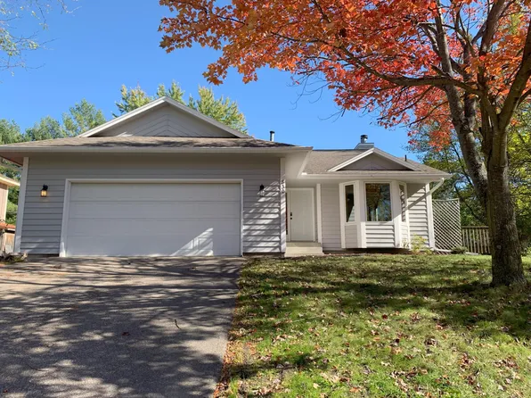 830 10th St S, Delano, MN 55328