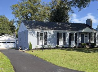 413 Lotis Way, Brownsboro Village, KY 40207