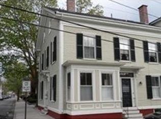 42 Fair St #1, Newburyport, MA 01950