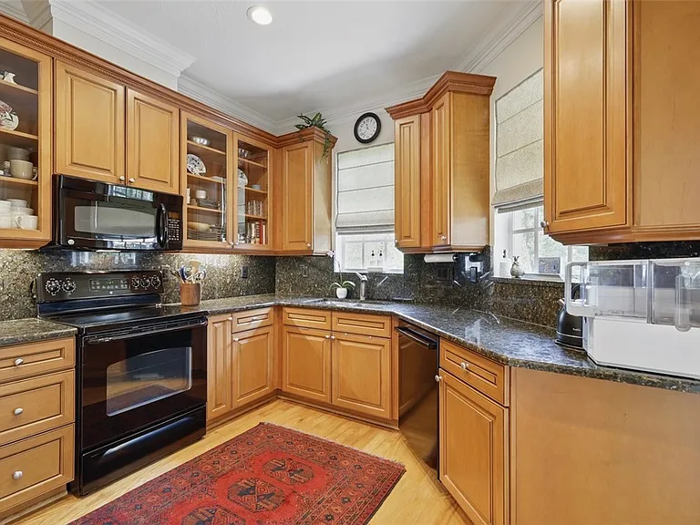 2320 Water Oak Ct SW #111 — Photo 7