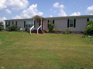 1661 Killion Ave, Seymour, IN 47274