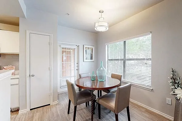 Sereno Park Apartments — Photo 27