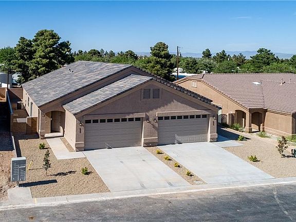 3rd image of 823 Pala Mesa Dr