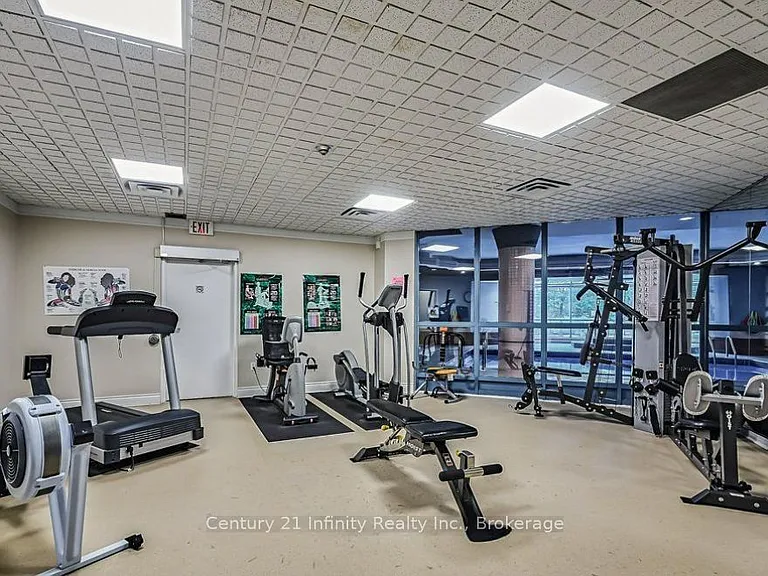 340 Watson St W #510 — Photo 28