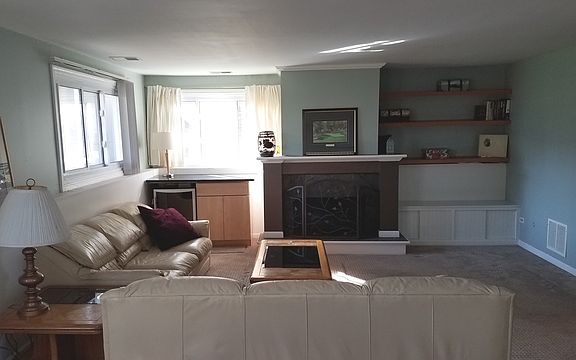 5th image of 7445 W Hawthorne Ln