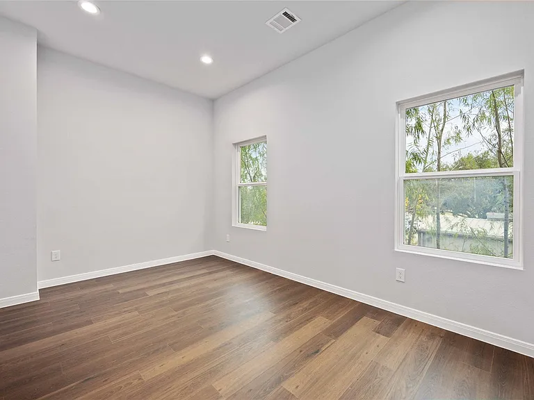 18831 Luminescent Ln — Photo 34