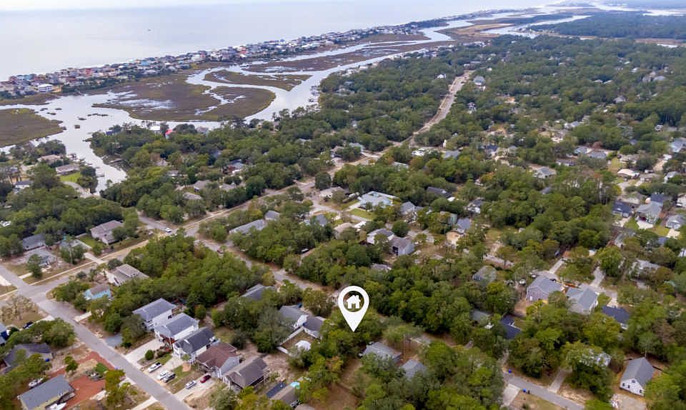1st image of 114 NW 15th St
