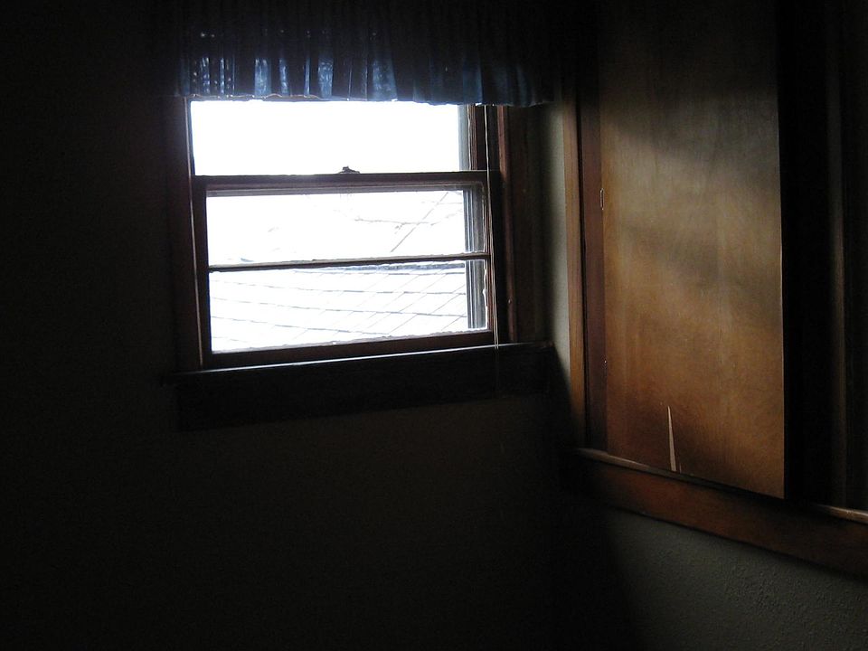 1st image of 128 Townsend Ave Unit B