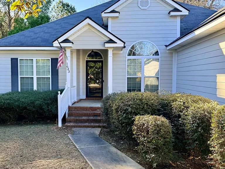 1633 Devon Dr — Photo 1