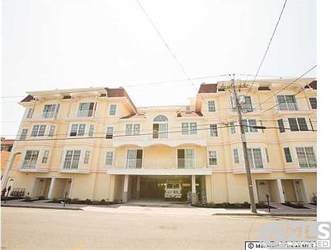 2nd image of 119 Dupont Ave #7