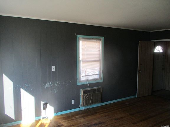 2nd image of 25 Marvin Ave