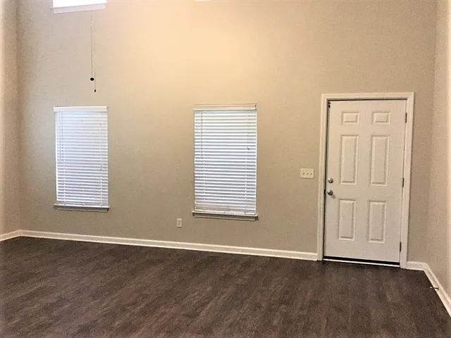122 Spring Lakes Dr — Photo 6