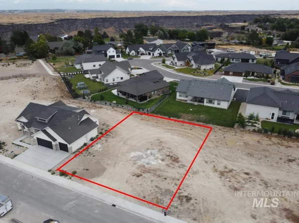 1612 Tule Dr, Twin Falls, ID 83301