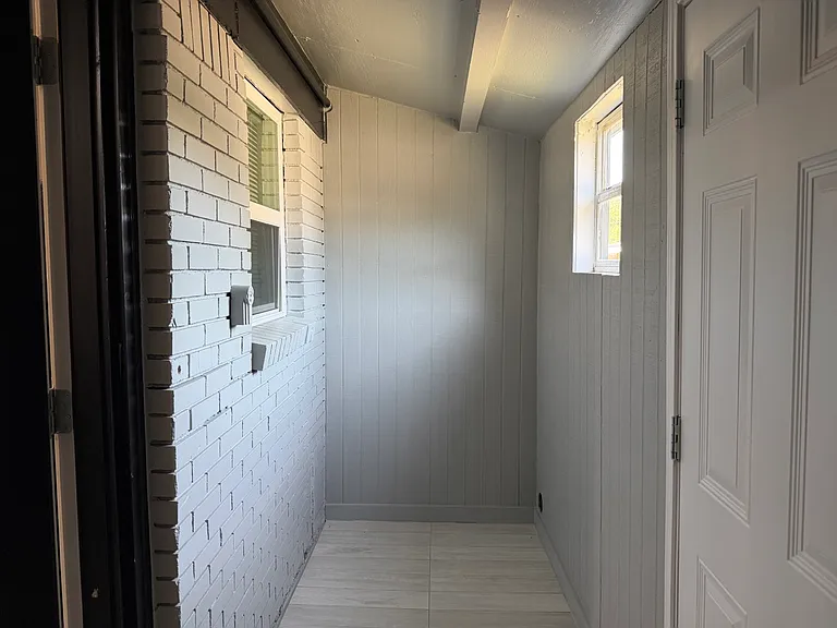2500 Normont Cir — Photo 2