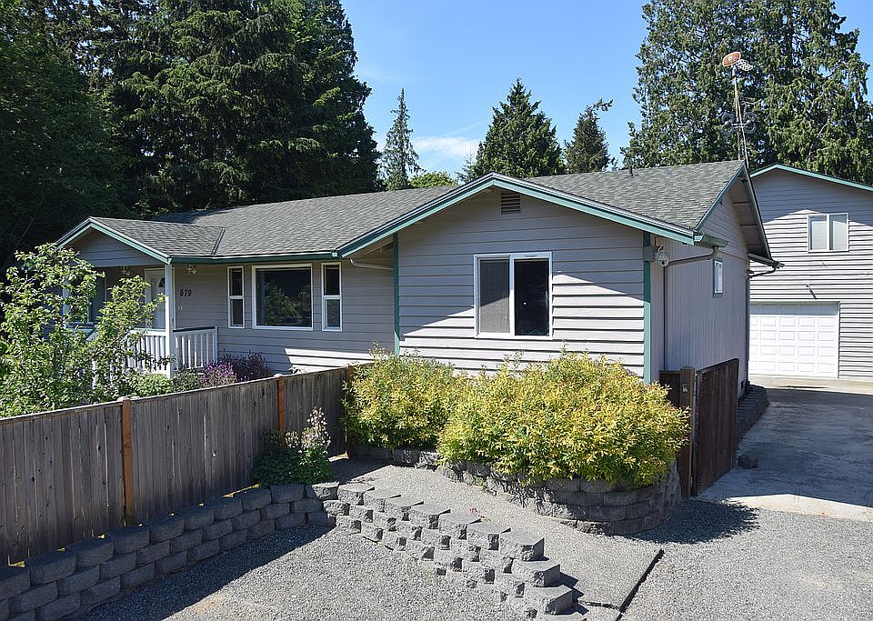 1st image of 679 Awa Ln