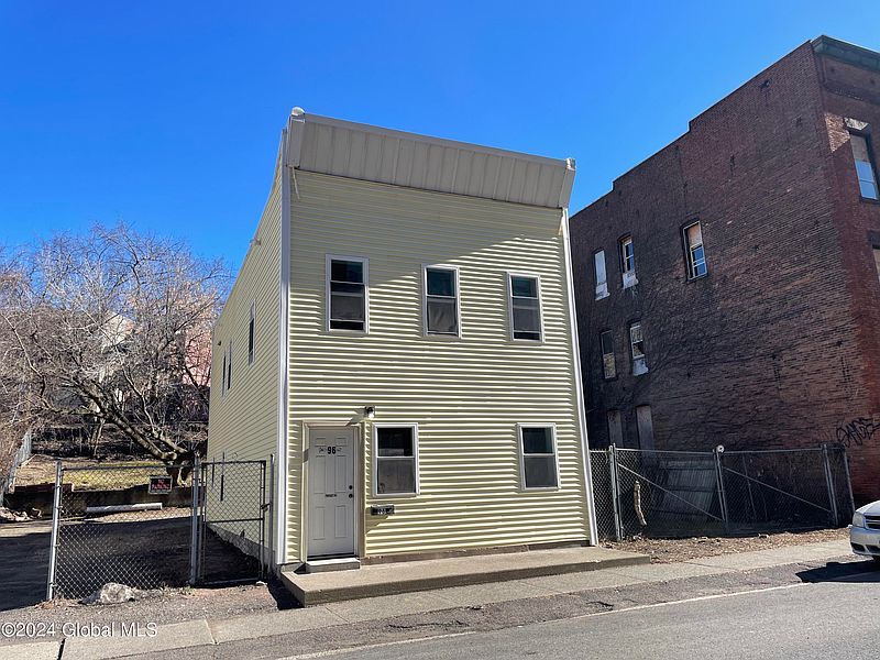 3rd image of 94-96 King Street
