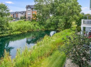 4722 Poplar Creek Dr, Madison, WI 53718