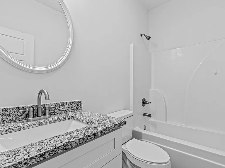 1213 N Chamberlain Ave — Photo 13