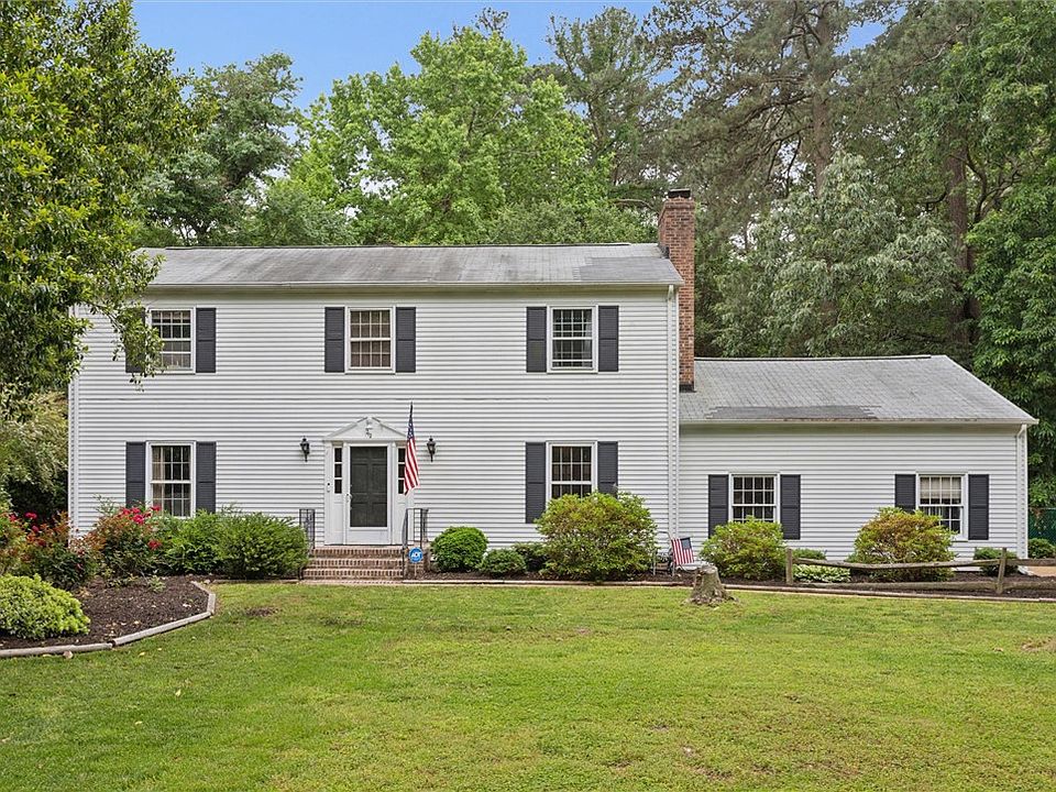 1st image of 212 Walden Dr