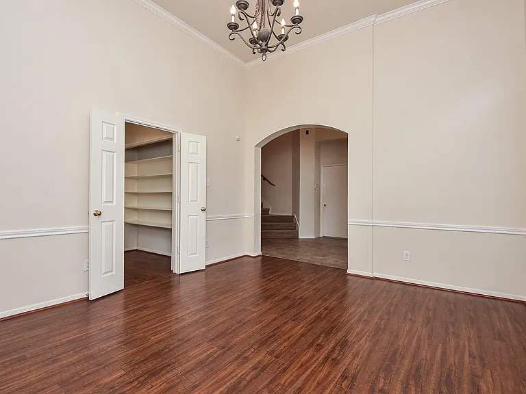 22202 Bent Bridge Ln — Photo 8