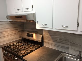 10 Huron Ave #305, Jersey City, NJ 07306