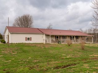 147 Hazel Rd, Simpson, IL 62985