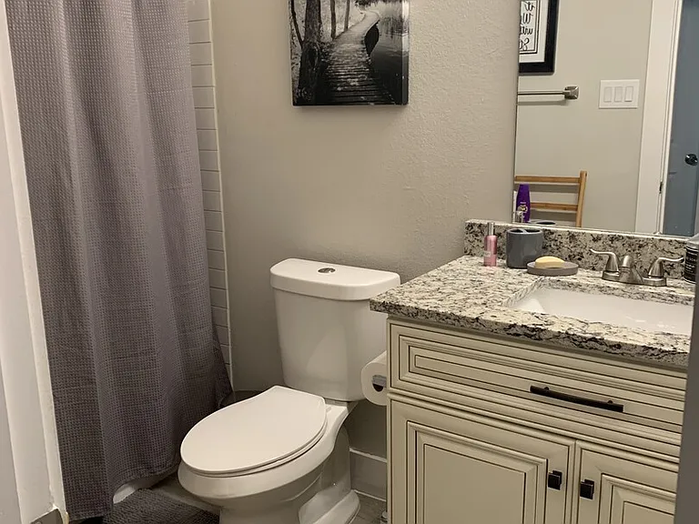 Pecan Grv — Photo 50