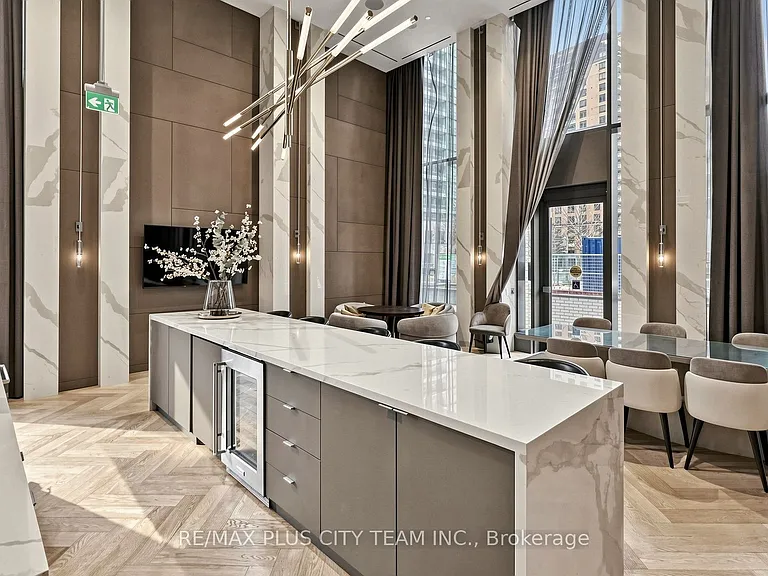 15 Holmes Ave #407 — Photo 34