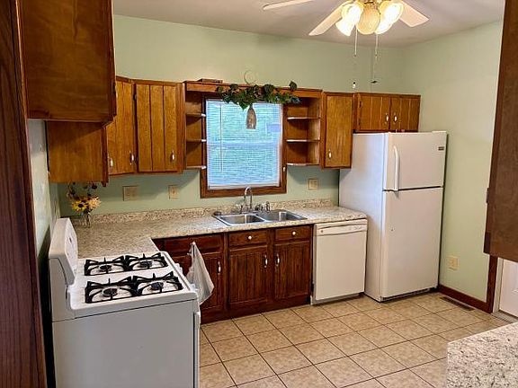 5th image of 467 Prospect St #5