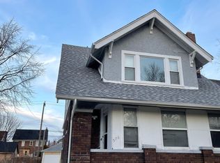 576 Lakewood St, Detroit, MI 48215