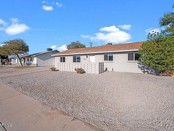 3rd image of 4936 W EARLL Drive
