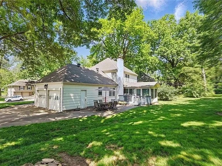 6817 N Bellefontaine Ave — Photo 18