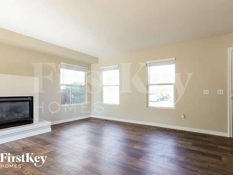 19838 Gaines Mill Ct — Photo 4