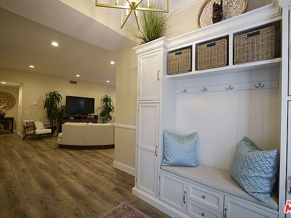 5th image of 14844 Dickens St APT 108