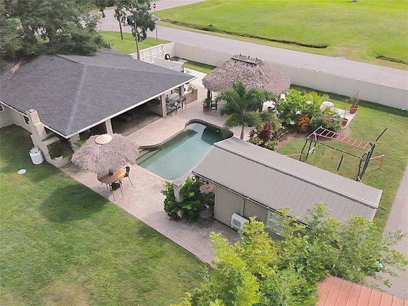 5th image of 5031 Lakewood Rd