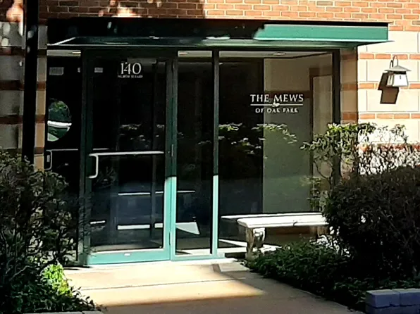 140 N Euclid Ave APT 507, Oak Park, IL 60302