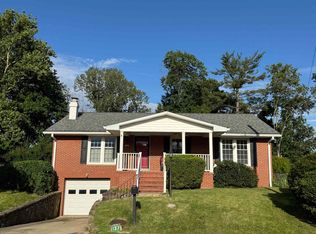 137 Willoughby Ave, Huntington, WV 25705