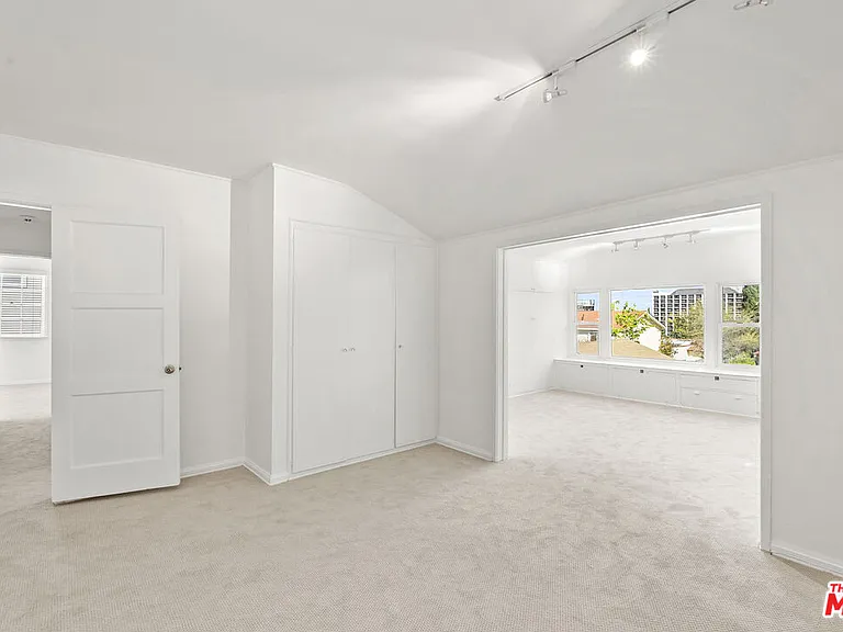 1204 Beverwil Dr — Photo 25