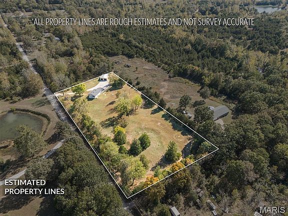 3rd image of 10267 Sportsmans Rd