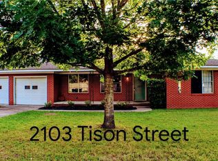 2103 Tison St, Brenham, TX 77833
