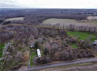 230 Baird Rd, Edinburg, PA 16116