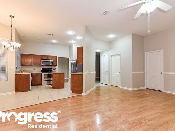 5th image of 9408 Oak Meadow Ct