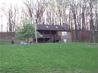 400 Hobbs Run Rd, Mount Morris, PA 15349