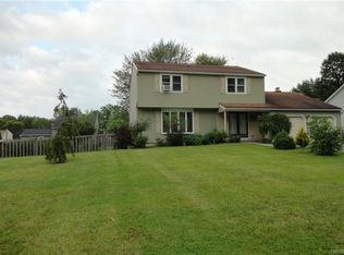 7871 Vernon Rd S, Cicero, NY 13039