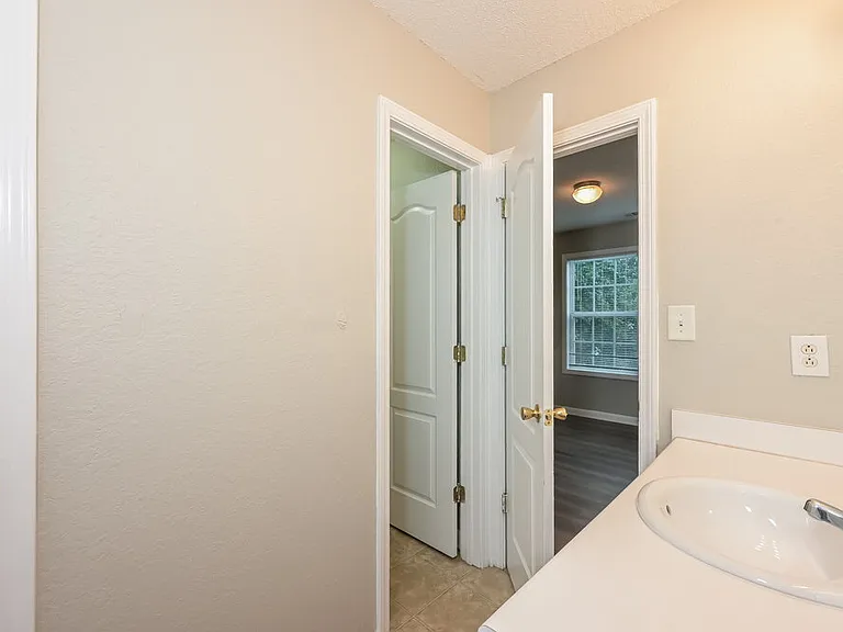 3363 Newtons Crest Cir — Photo 15