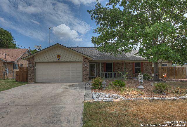 1st image of 1461 Cardinal Dr